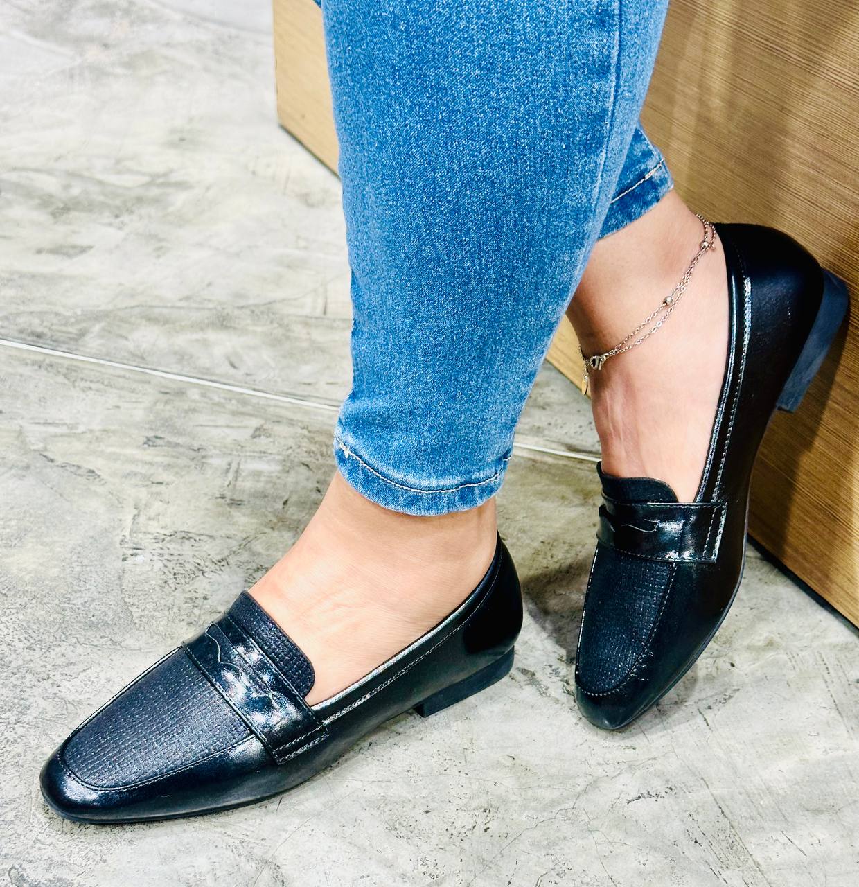 Zapatilla Para Dama Comfort Inglese Garda Negro S23M1303