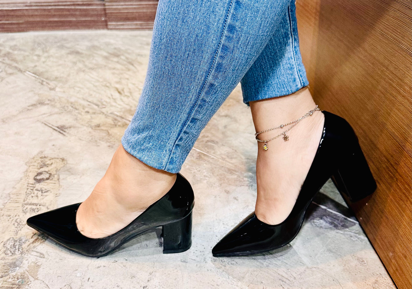 Tacon Grueso Zapato Para Dama Inglese Valeria Negro Patente 3Z79231-1